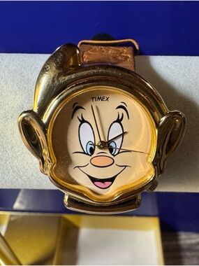 Vintage Disney Dopey Timex Watch Genuine Leather Band New Battery